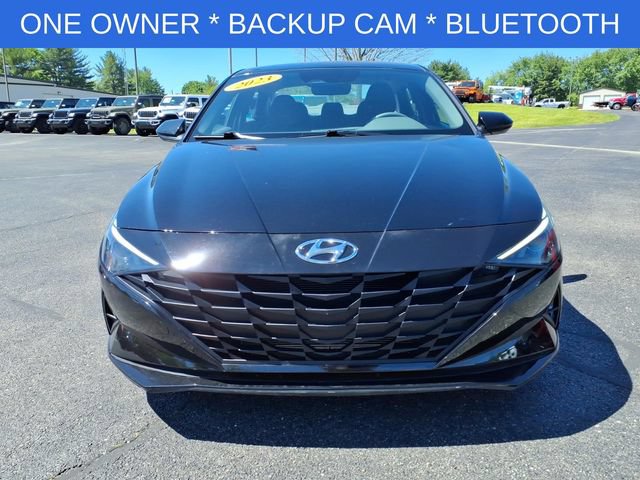 Used 2023 Hyundai Elantra SEL w/ Cargo Package FWD image 2