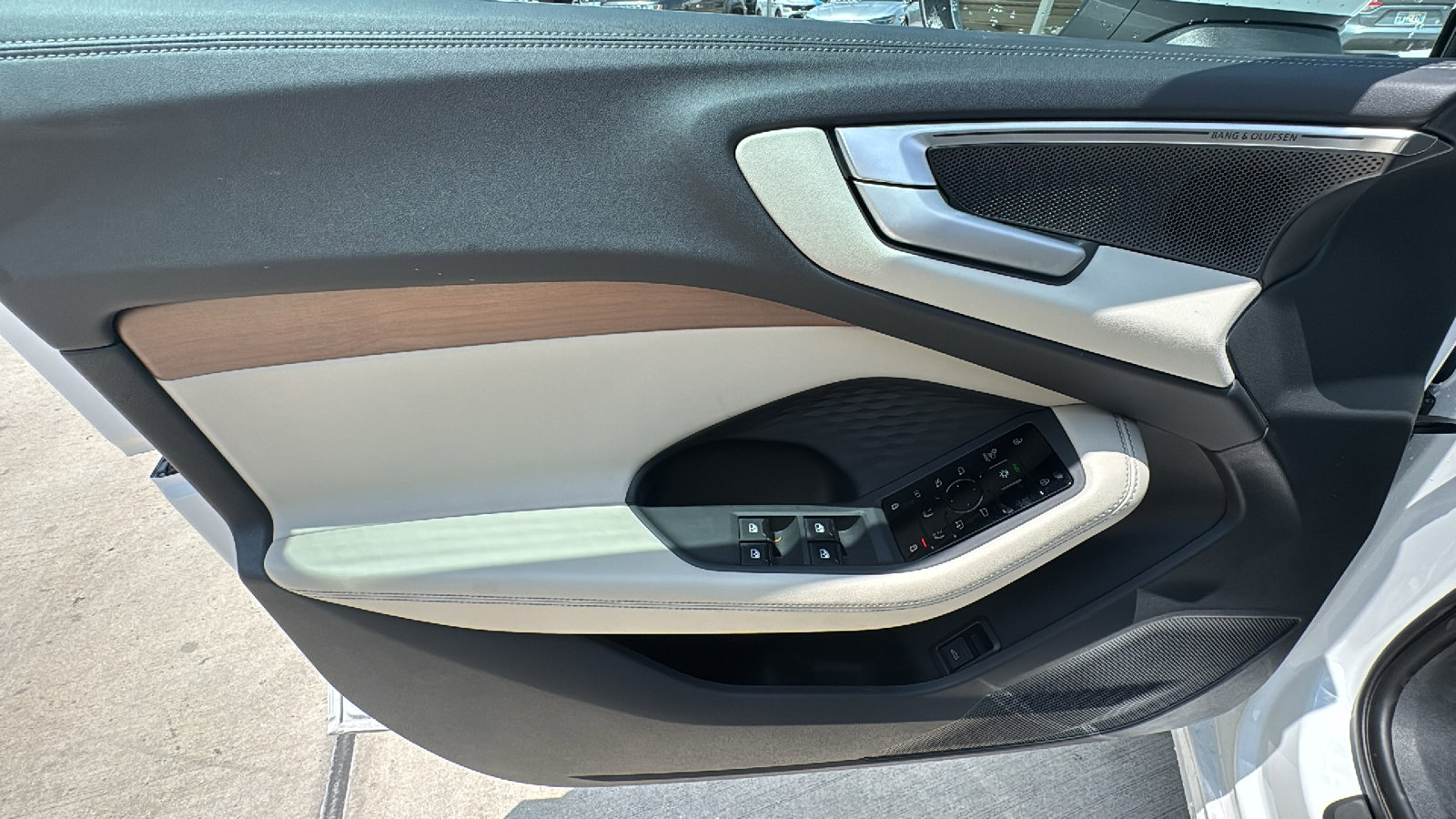 Used 2025 Audi A5 2.0T Premium Plus w/ Premium Plus AWD/4WD image 12