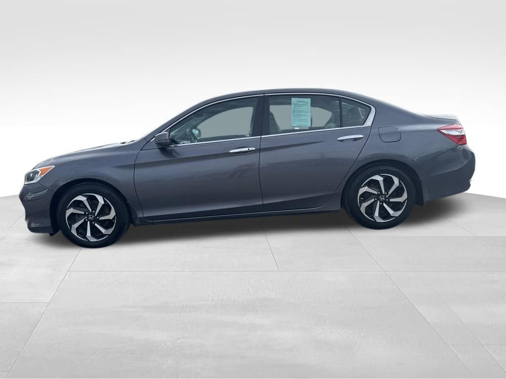 Used 2017 Honda Accord EX-L image 2