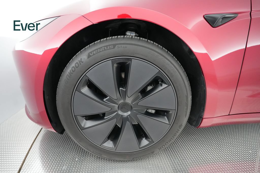 Used 2024 Tesla Model 3 Long Range RWD image 9