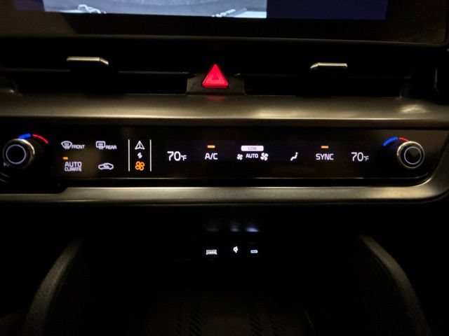 Certified 2025 Kia Sportage EX FWD image 19