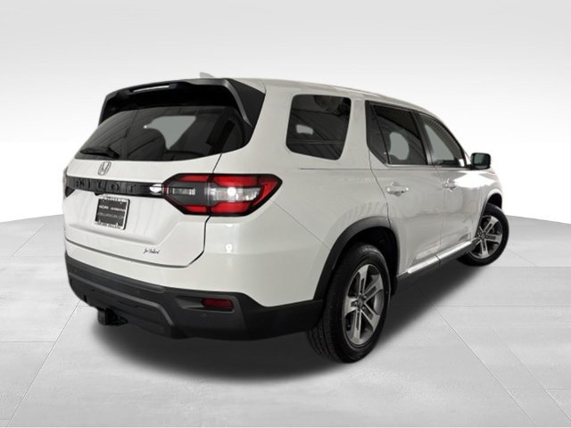 Used 2023 Honda Pilot EX-L image 7