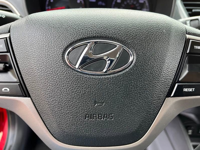 Used 2019 Hyundai Accent SE image 15