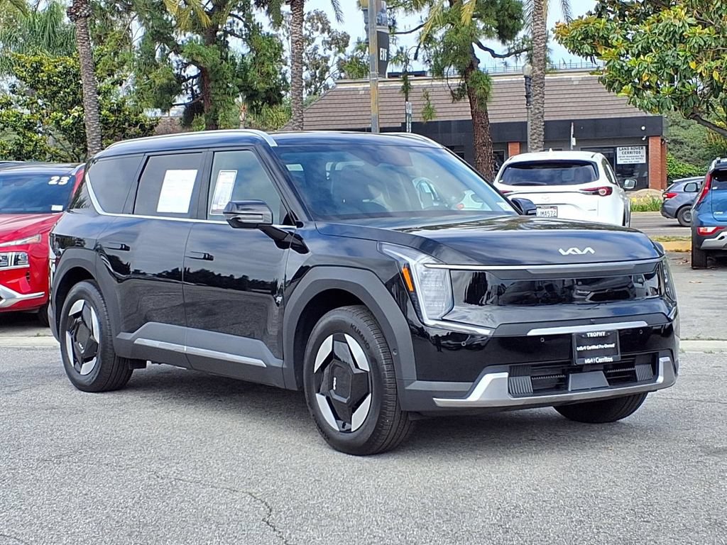 Used 2026 Kia EV9 Wind AWD/4WD image 7