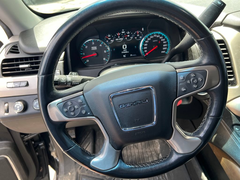 Used 2019 GMC Yukon XL Denali w/ Denali Ultimate Package AWD/4WD image 10