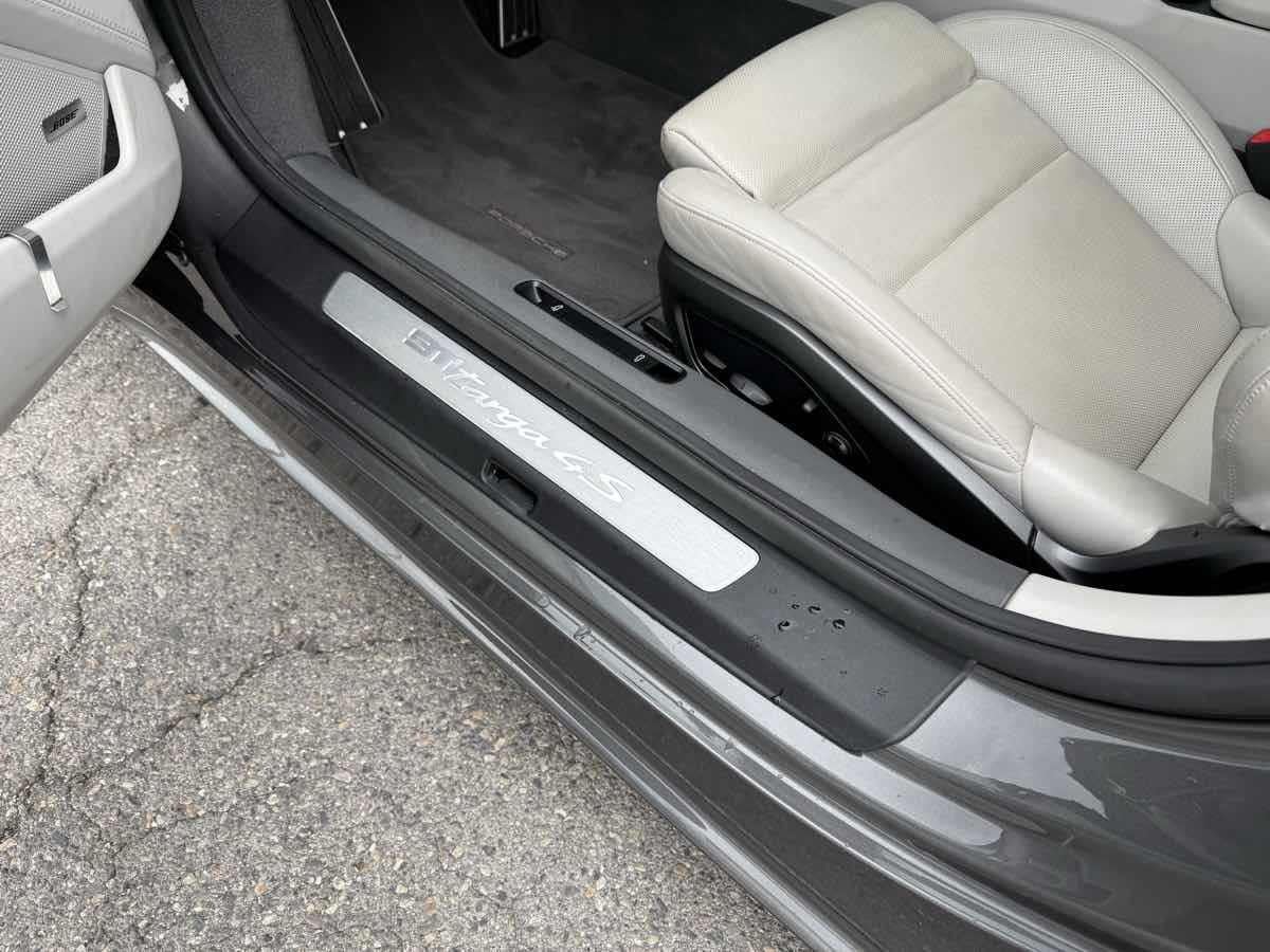 Used 2021 Porsche 911 AWD/4WD image 13