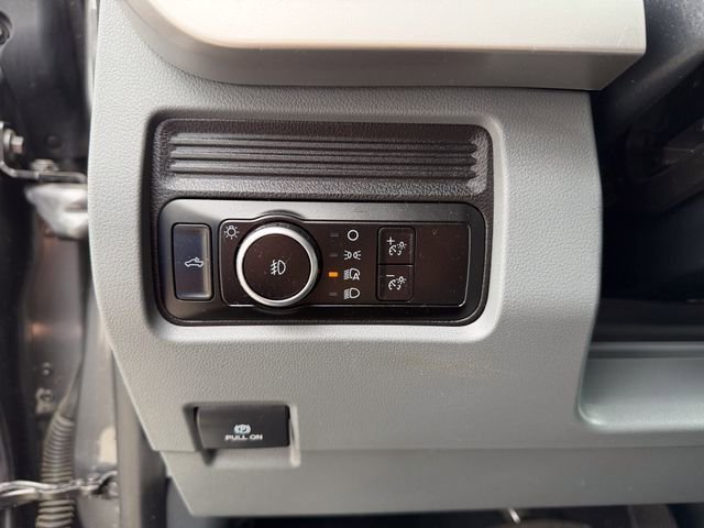 Used 2025 Ford F250 XLT AWD/4WD image 9