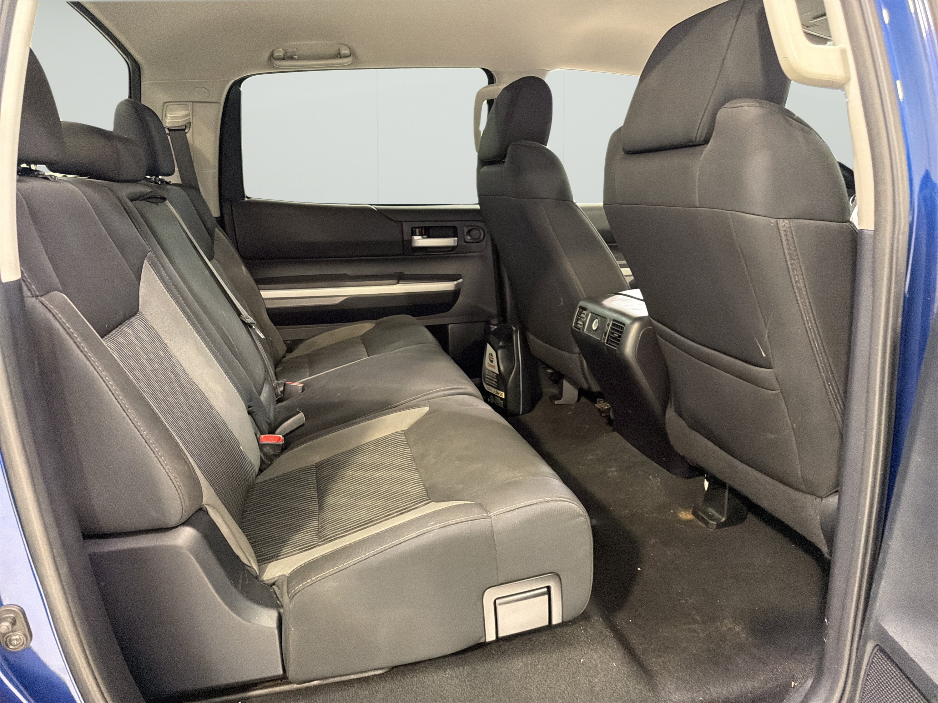 Used 2015 Toyota Tundra SR5 w/ SR5 Upgrade Package RWD image 11