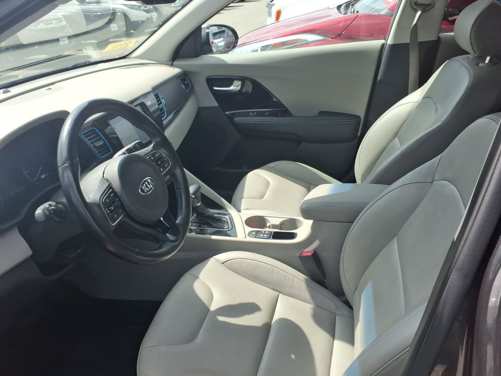 Used 2019 Kia Niro EX Premium FWD image 7