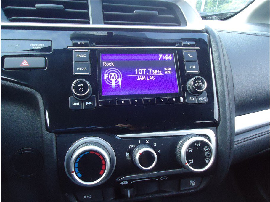 Used 2018 Honda Fit LX image 25