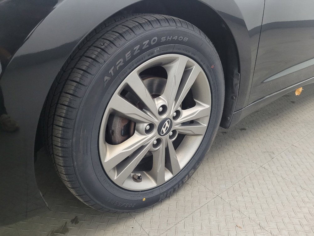Used 2018 Hyundai Elantra SEL FWD image 31