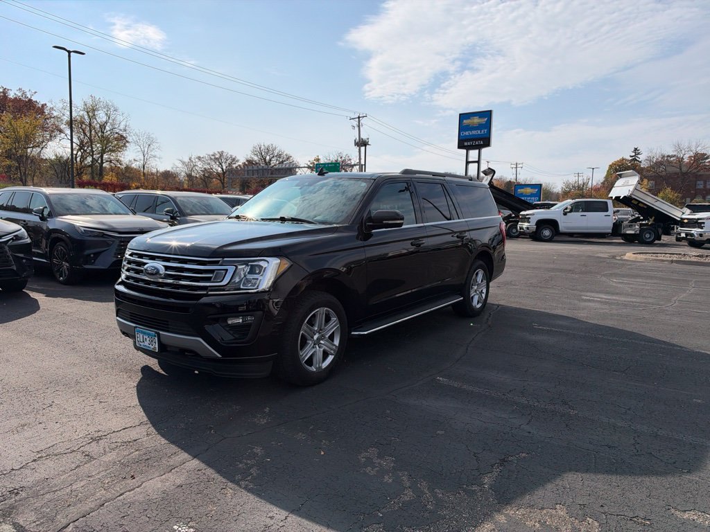 Used 2020 Ford Expedition Max XLT w/ Equipment Group 202A AWD/4WD image 4