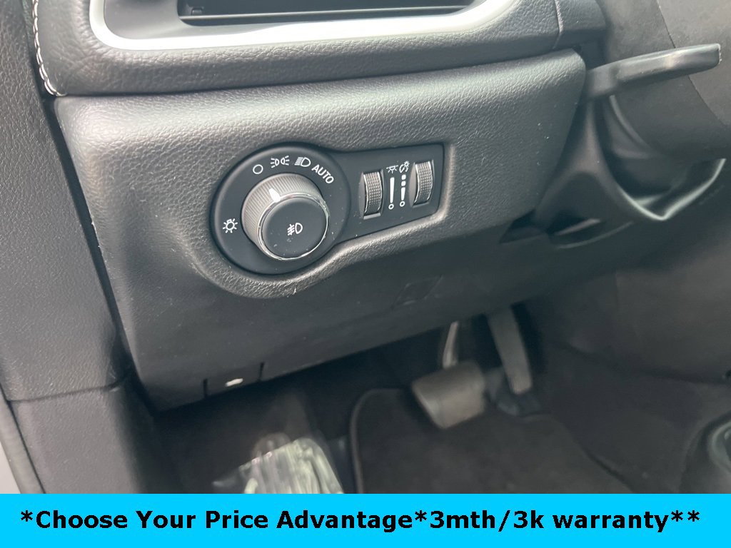 Certified 2022 Chrysler Pacifica Touring-L w/ S Appearance Package image 54