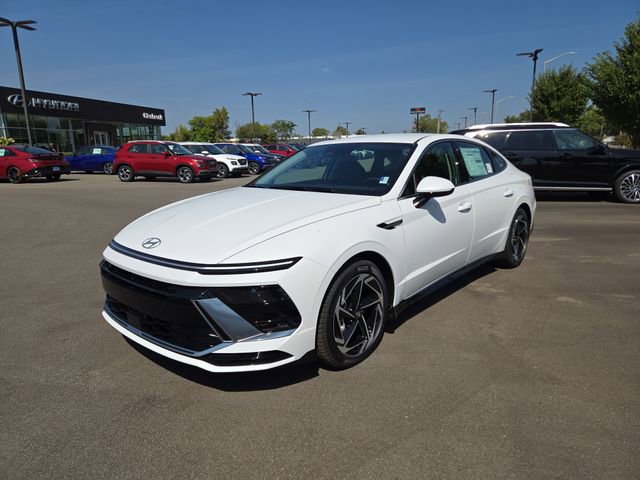 New 2026 Hyundai Sonata SEL AWD/4WD image 2