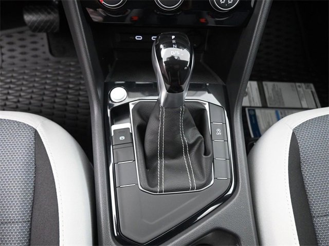 New 2025 Volkswagen Taos S image 9