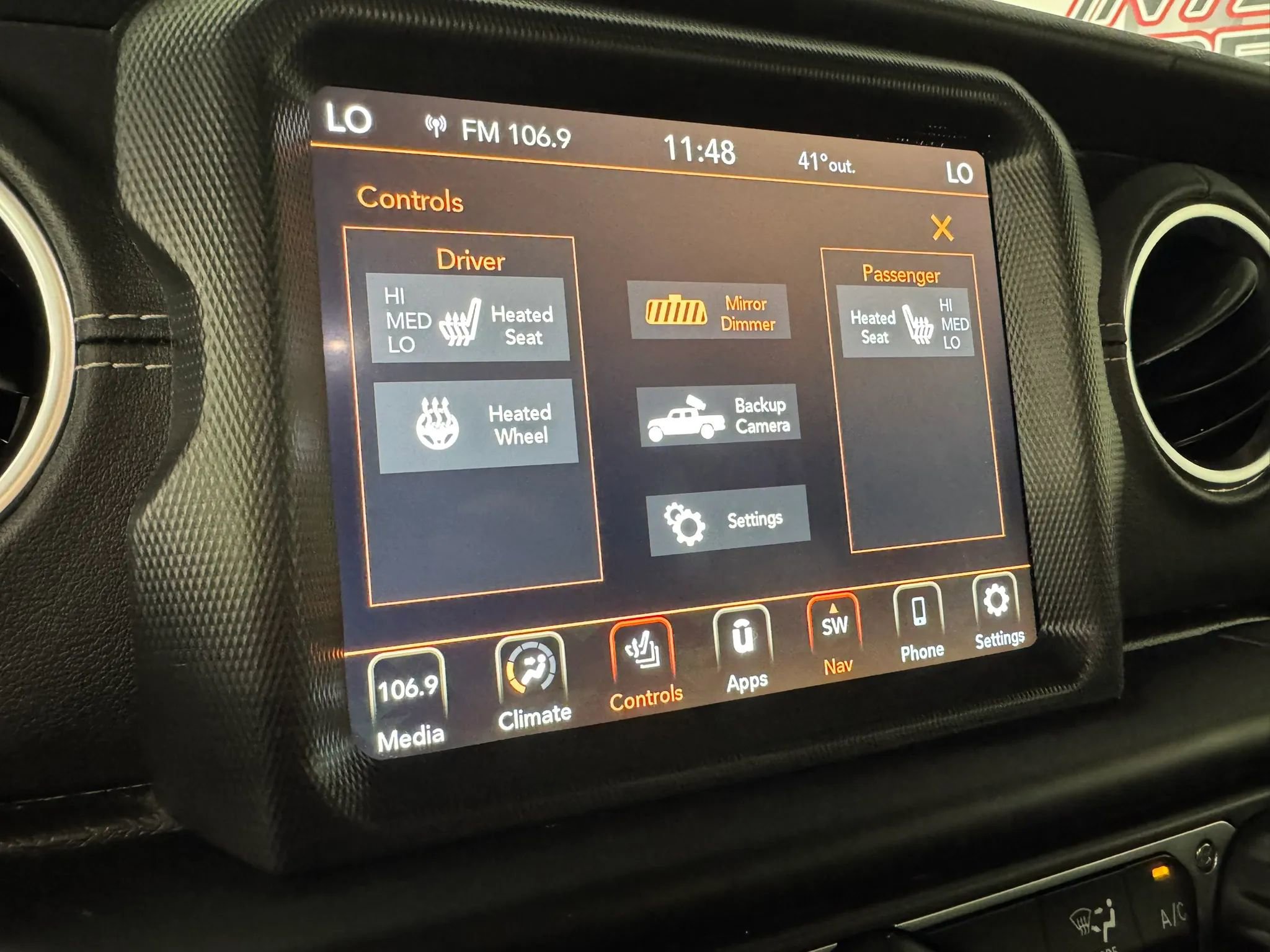Used 2022 Jeep Gladiator Overland w/ Popular Equipment Package image 22