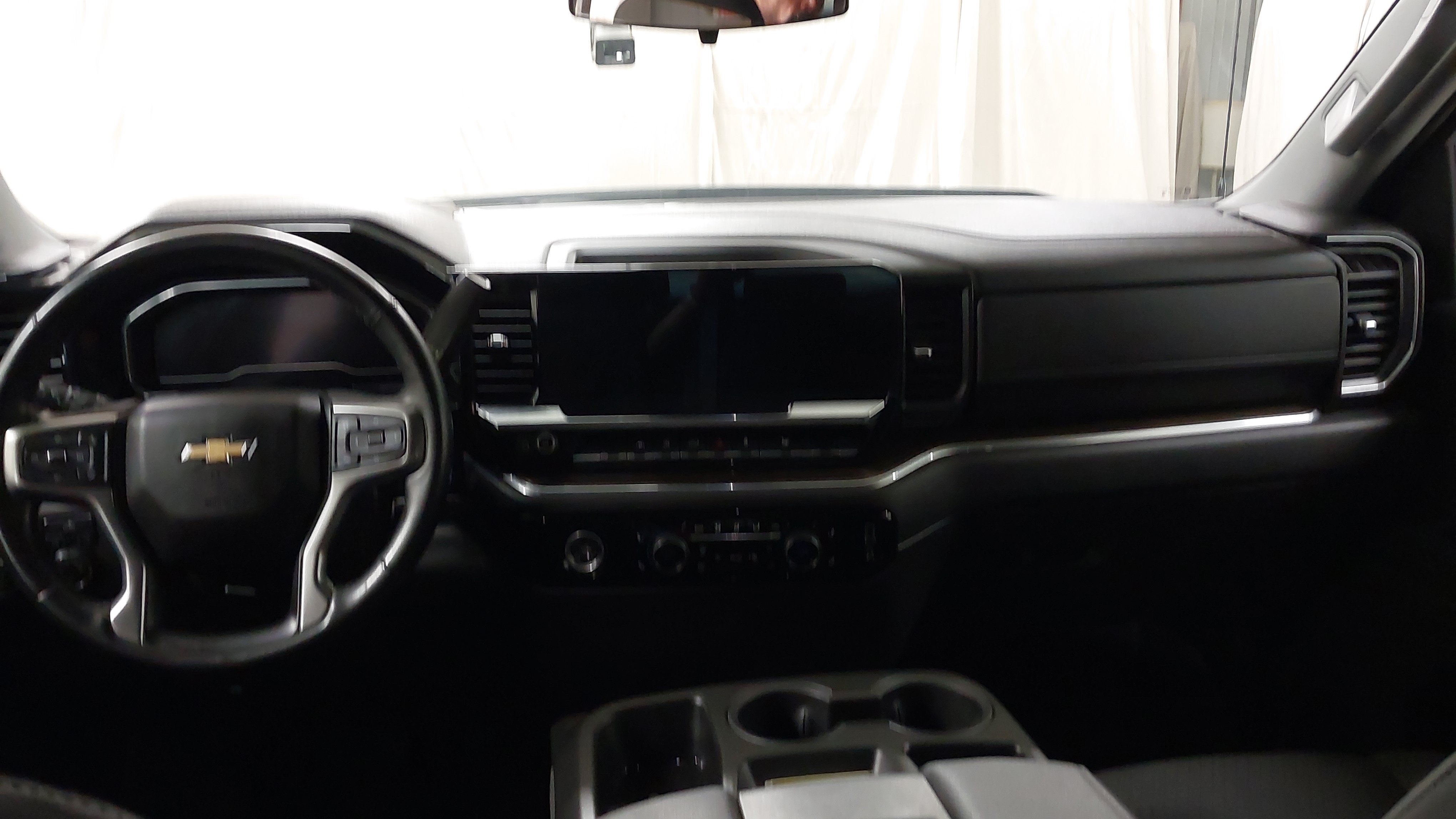 Used 2024 Chevrolet Silverado 1500 LT AWD/4WD image 26