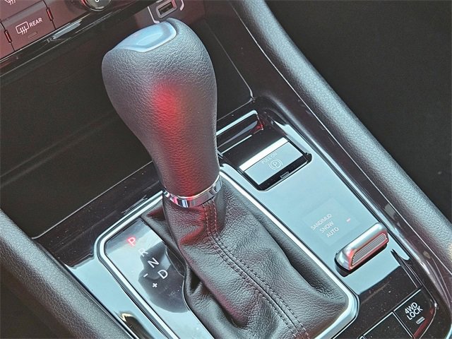 Certified 2025 Jeep Compass Sport image 19