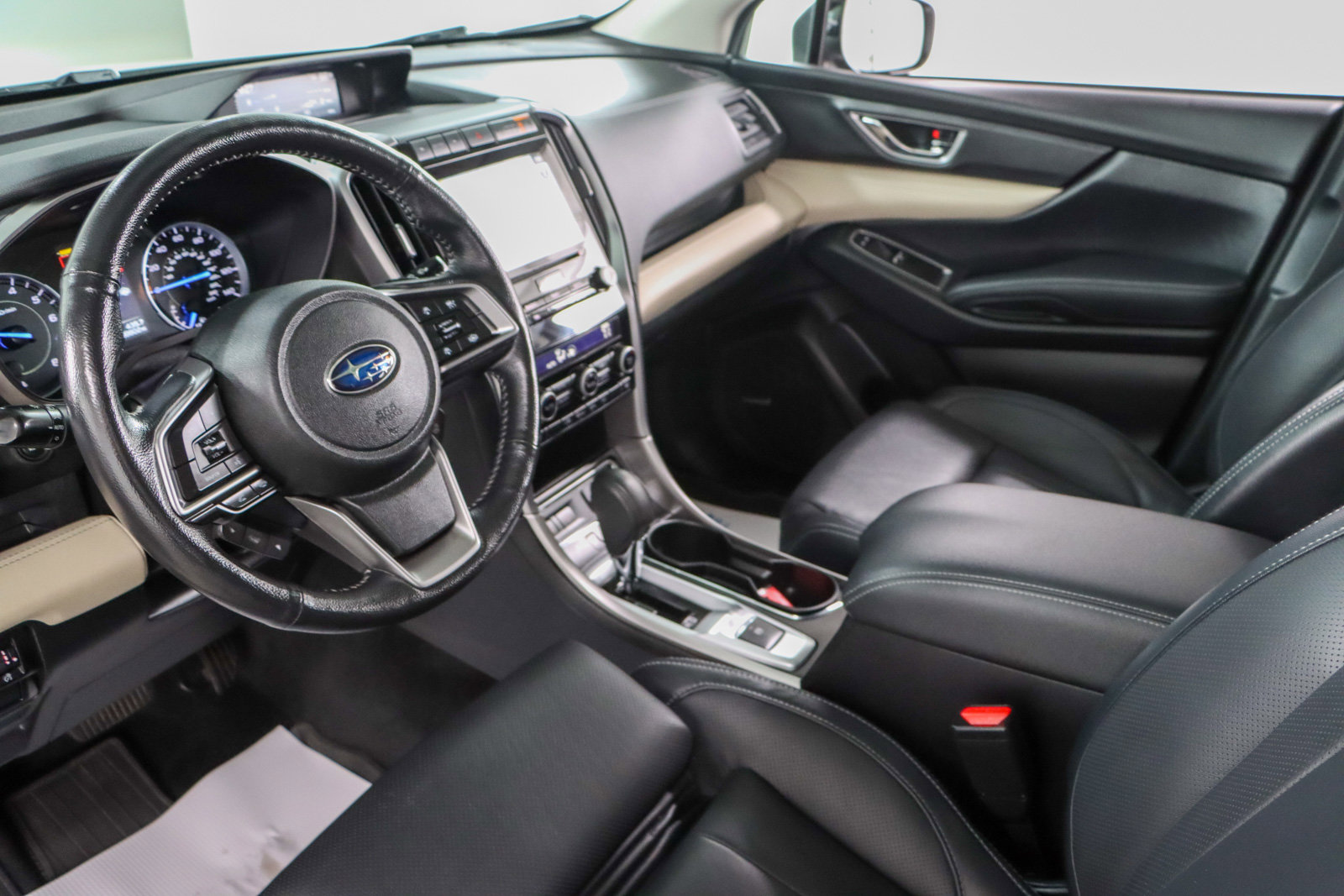 Used 2022 Subaru Ascent Limited w/ Technology Package image 27