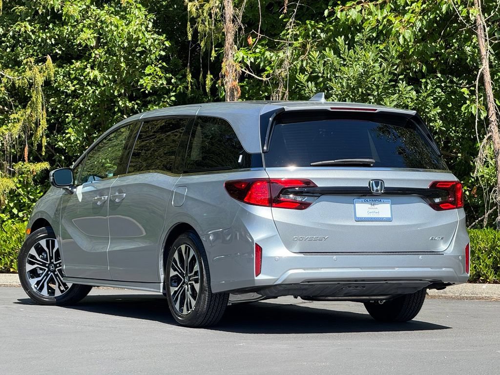 Used 2026 Honda Odyssey Elite image 6