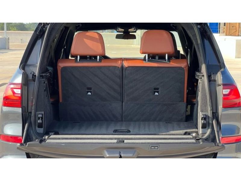 Used 2020 BMW X7 M50i image 28