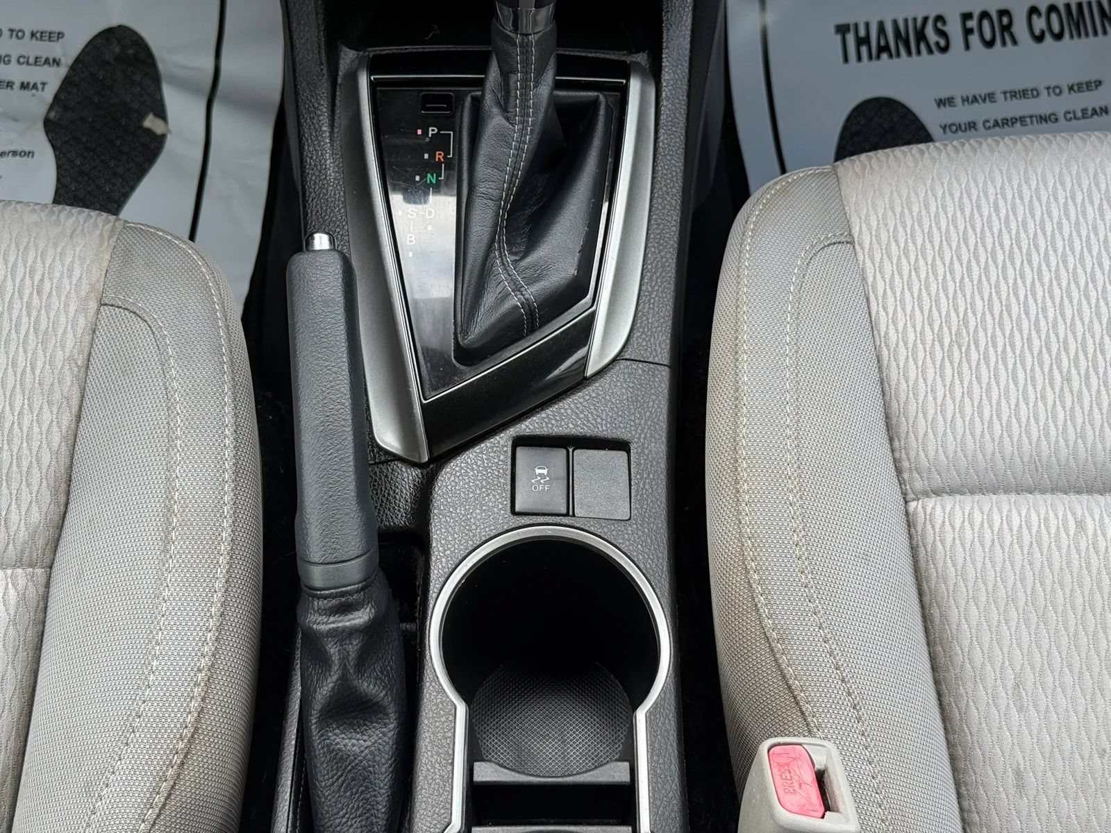 Used 2014 Toyota Corolla LE FWD image 19