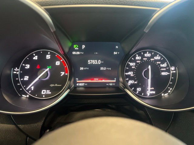 Used 2017 Alfa Romeo Giulia AWD w/ Sport Appearance Package image 26