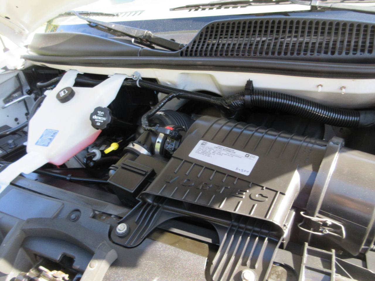 Used 2017 Chevrolet Express 3500 RWD image 38