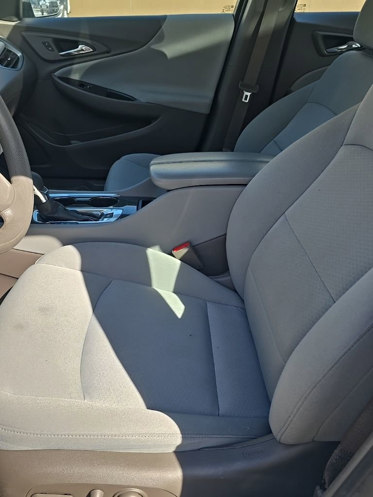 Used 2023 Chevrolet Malibu LT image 4