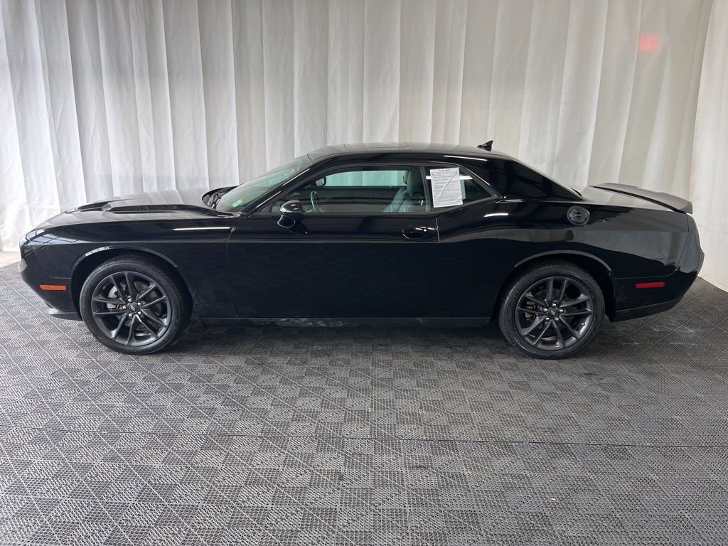 Used 2023 Dodge Challenger SXT w/ Plus Package image 22