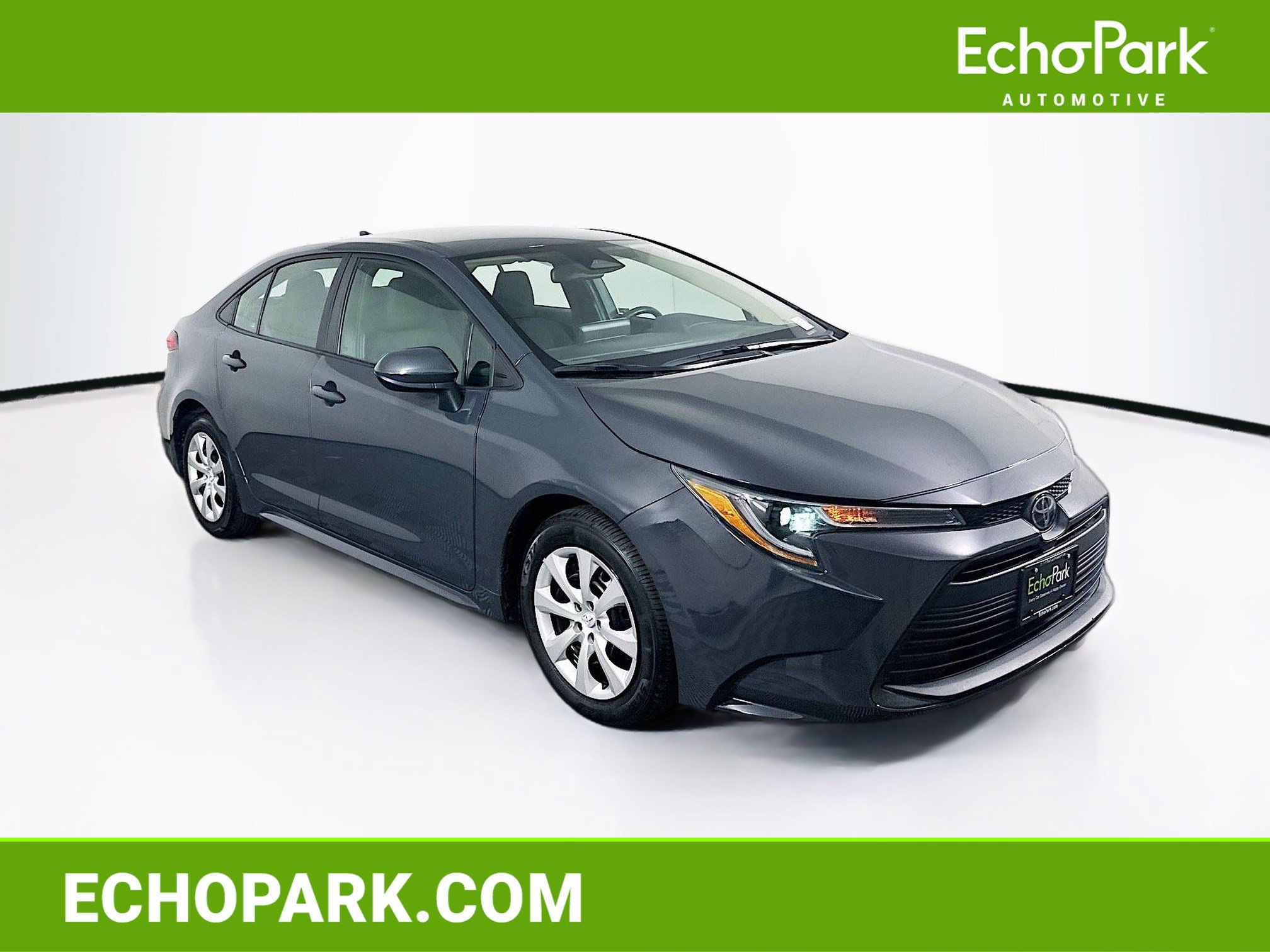 Used 2024 Toyota Corolla LE FWD image 1
