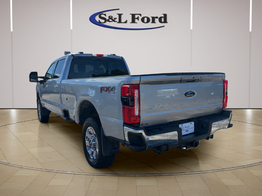 Certified 2024 Ford F250 Lariat w/ Lariat Ultimate Package AWD/4WD image 5