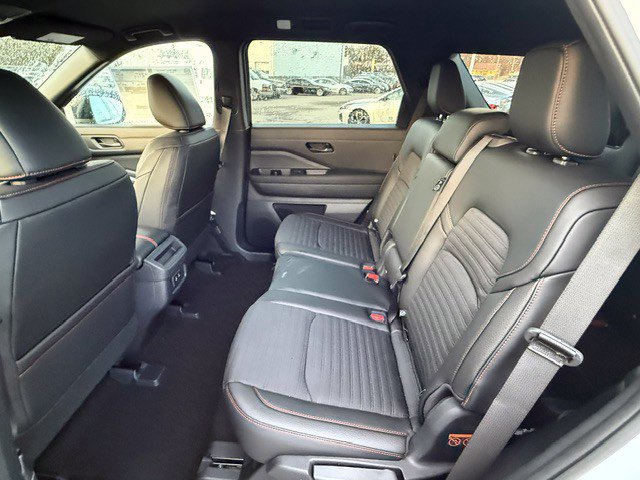 New 2026 Nissan Pathfinder Rock Creek w/ Rock Creek Premium Package AWD/4WD image 14
