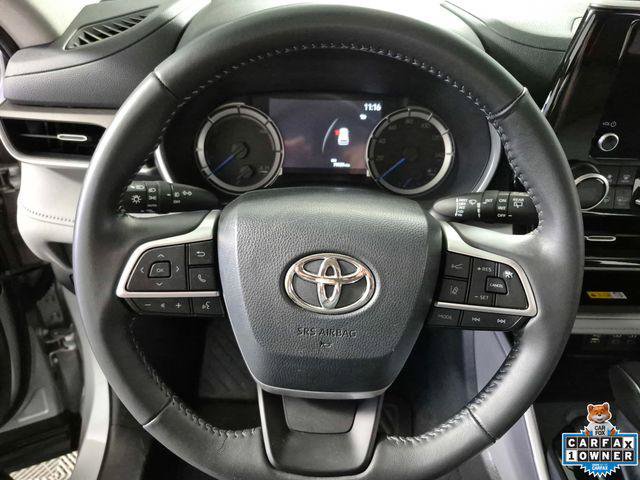 Certified 2024 Toyota Highlander XLE AWD/4WD image 11