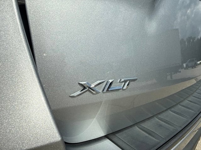 Certified 2022 Ford Explorer XLT w/ Equipment Group 202A RWD image 9