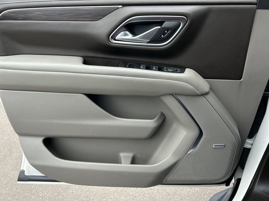 Used 2023 Chevrolet Tahoe LT w/ Luxury Package AWD/4WD image 23