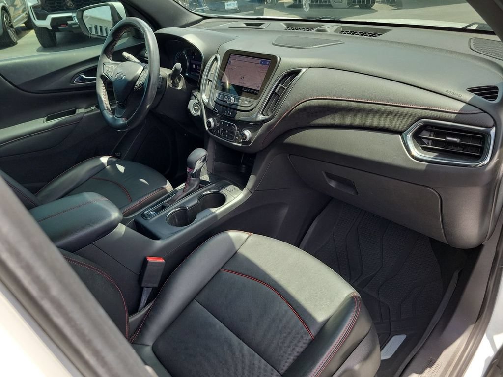 Certified 2022 Chevrolet Equinox RS w/ RS Leather Package FWD image 29