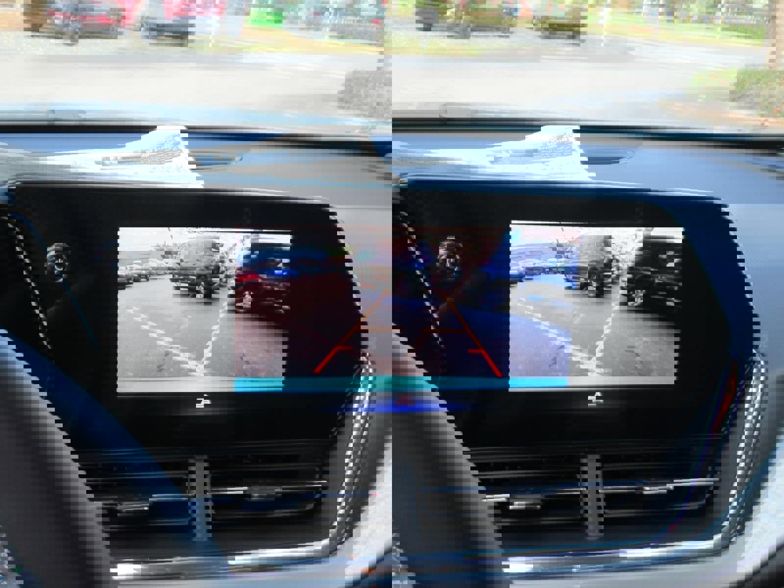 New 2026 Chevrolet Trax LT w/ Driver Confidence Package image 24