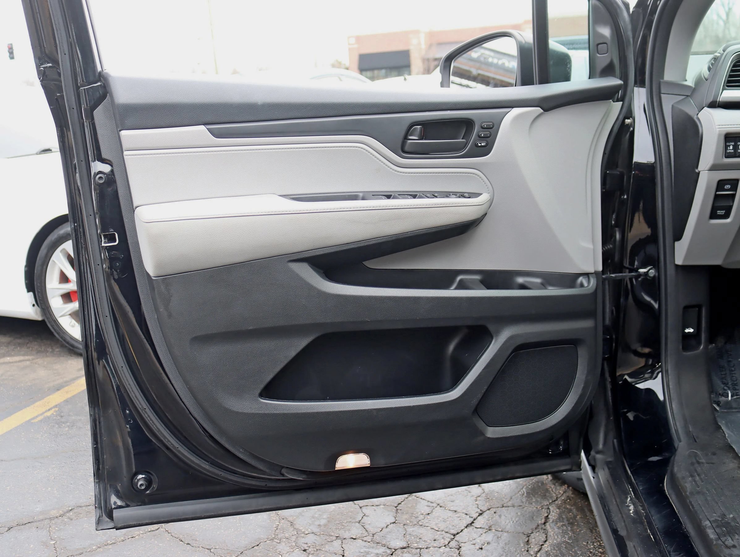 Used 2019 Honda Odyssey EX-L image 30