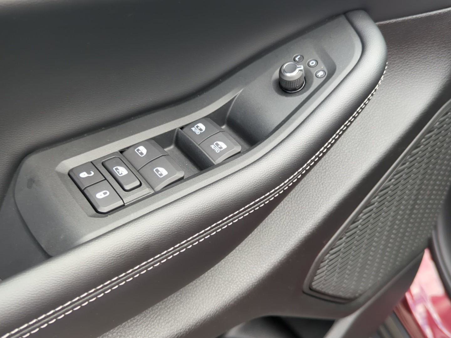 New 2025 Jeep Grand Cherokee L Altitude image 15