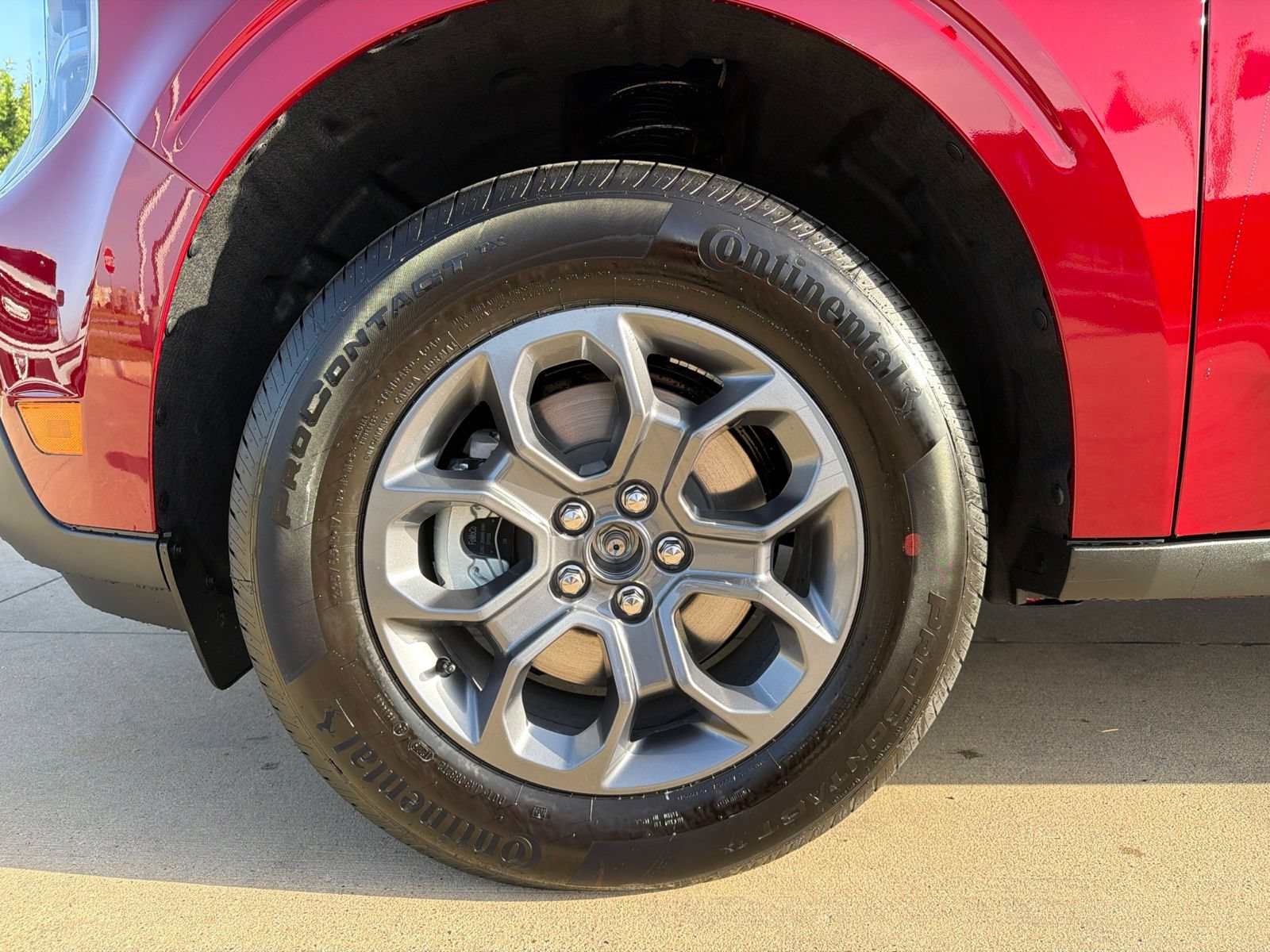 New 2026 Ford Maverick XLT w/ XLT Luxury Package FWD image 10