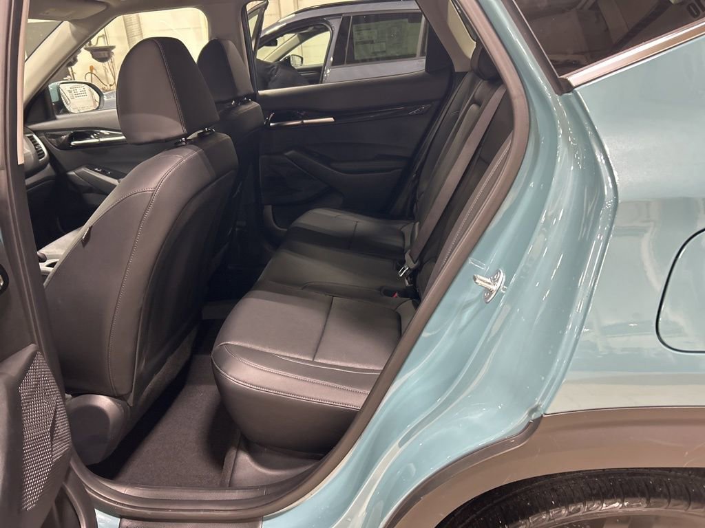 Certified 2025 Kia Seltos EX AWD/4WD image 18