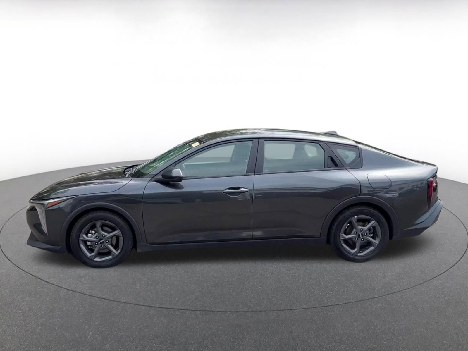 Used 2025 Kia K4 FWD image 8