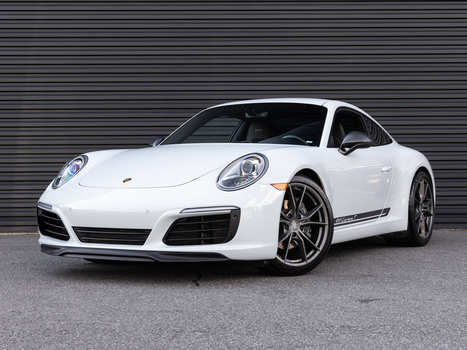 Certified 2018 Porsche 911 Carrera T RWD image 1
