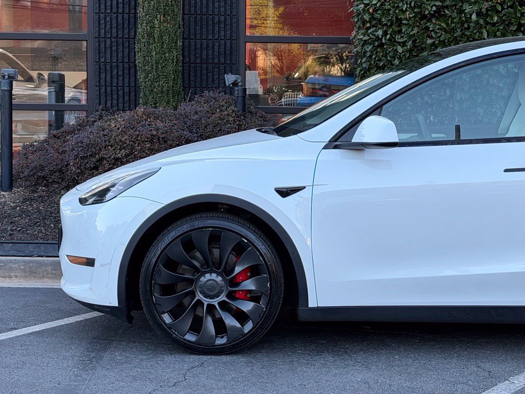 Used 2022 Tesla Model Y Performance AWD/4WD image 10