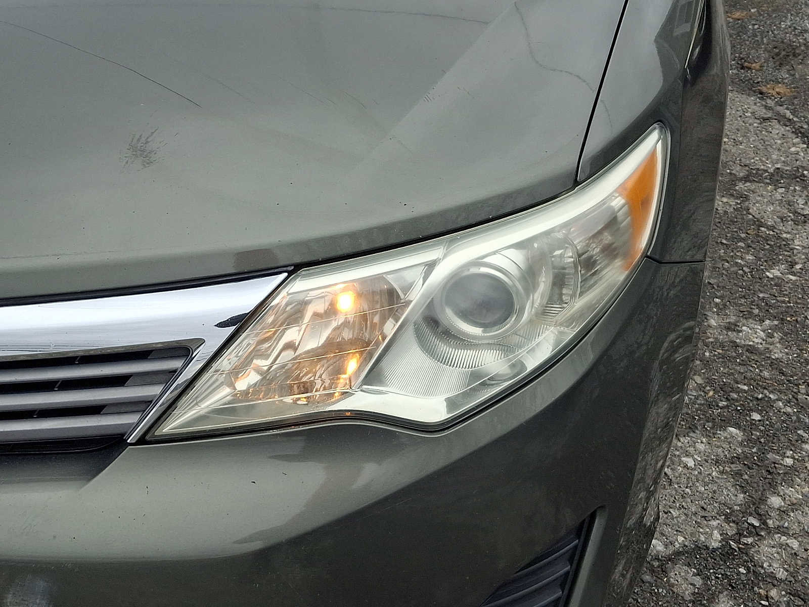 Used 2012 Toyota Camry L image 11