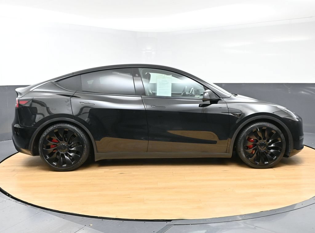 Used 2024 Tesla Model Y Performance AWD/4WD image 7