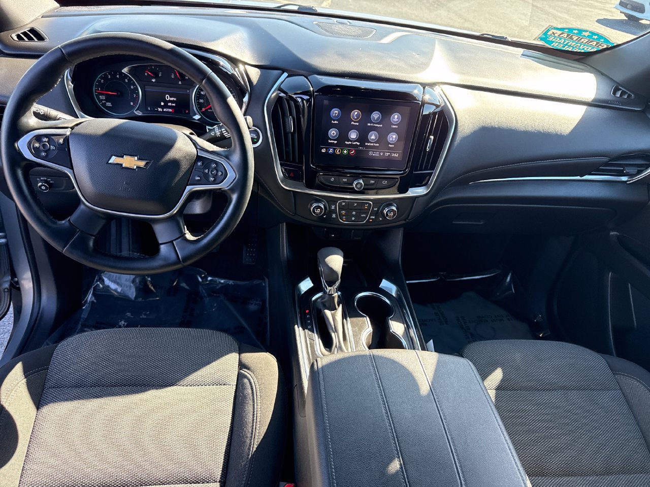 Used 2023 Chevrolet Traverse LT w/ LPO, Floor Liner Package AWD/4WD image 14
