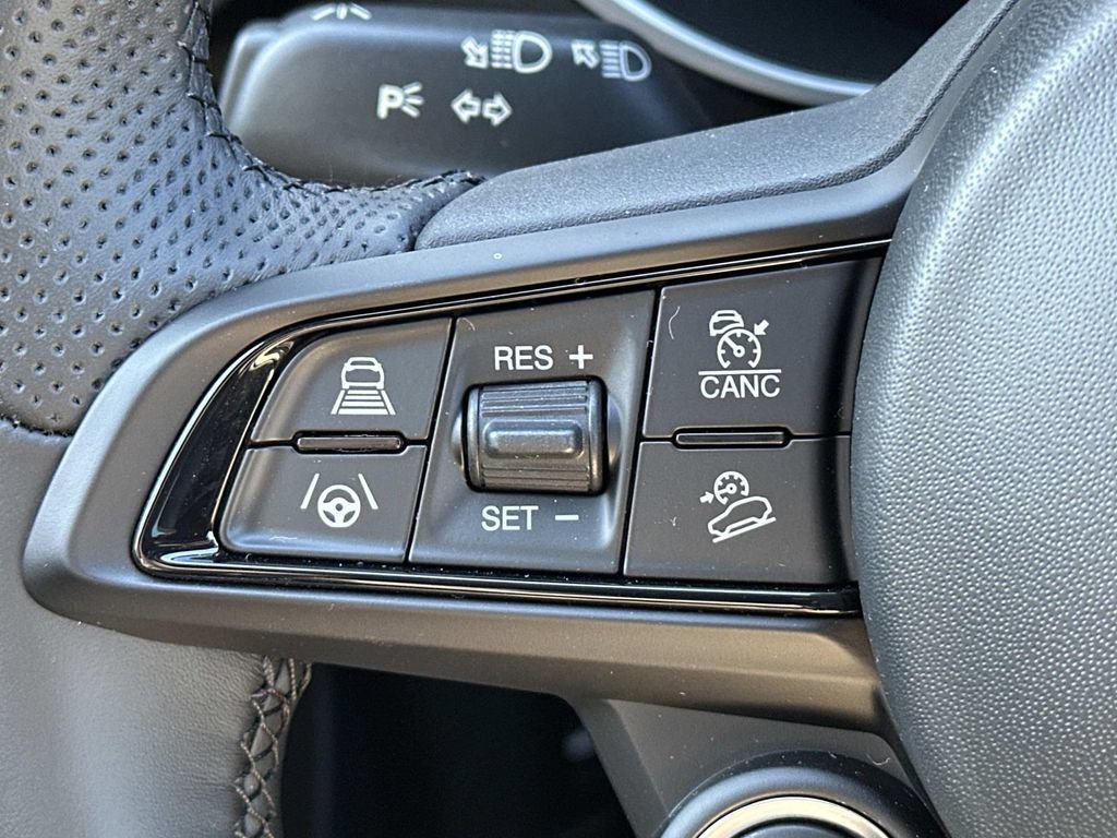 New 2026 Alfa Romeo Stelvio Sprint AWD/4WD image 28