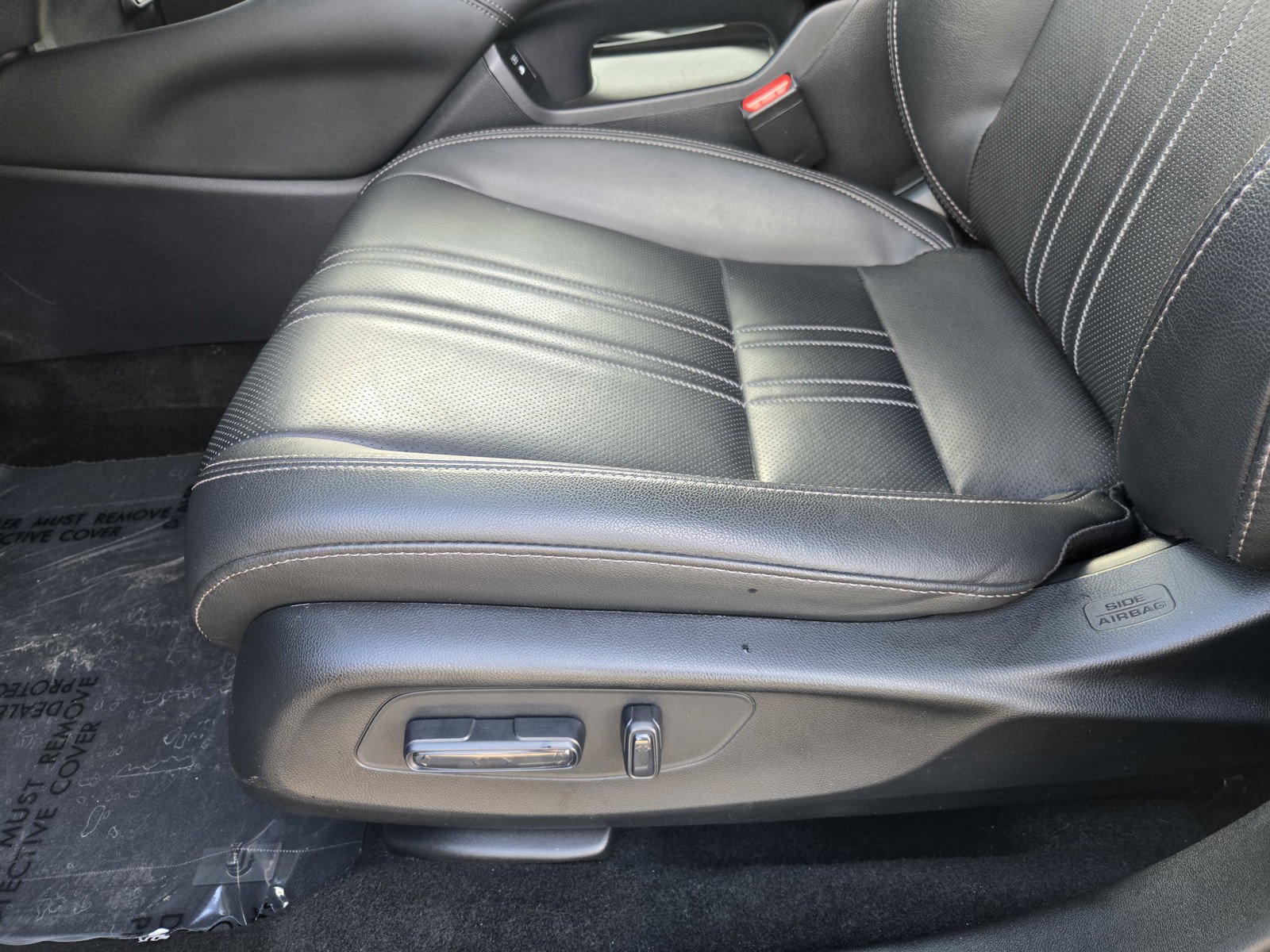 Used 2024 Honda HR-V EX-L image 16
